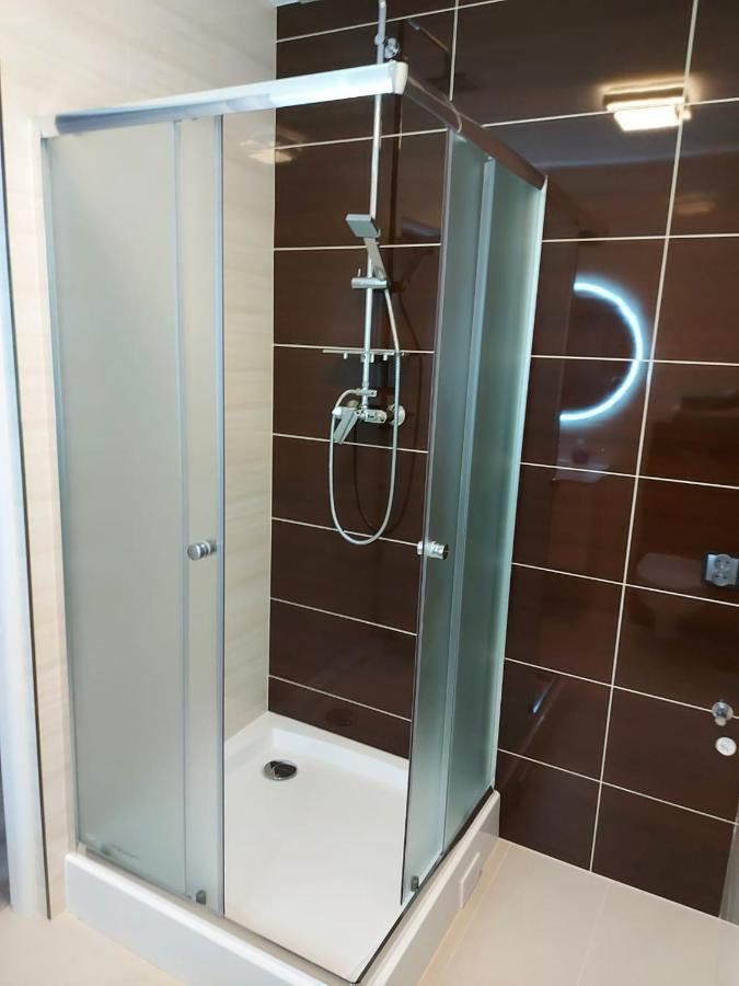 Apartament z dużym tarasem Apartment Swinoujscie Bagian luar foto